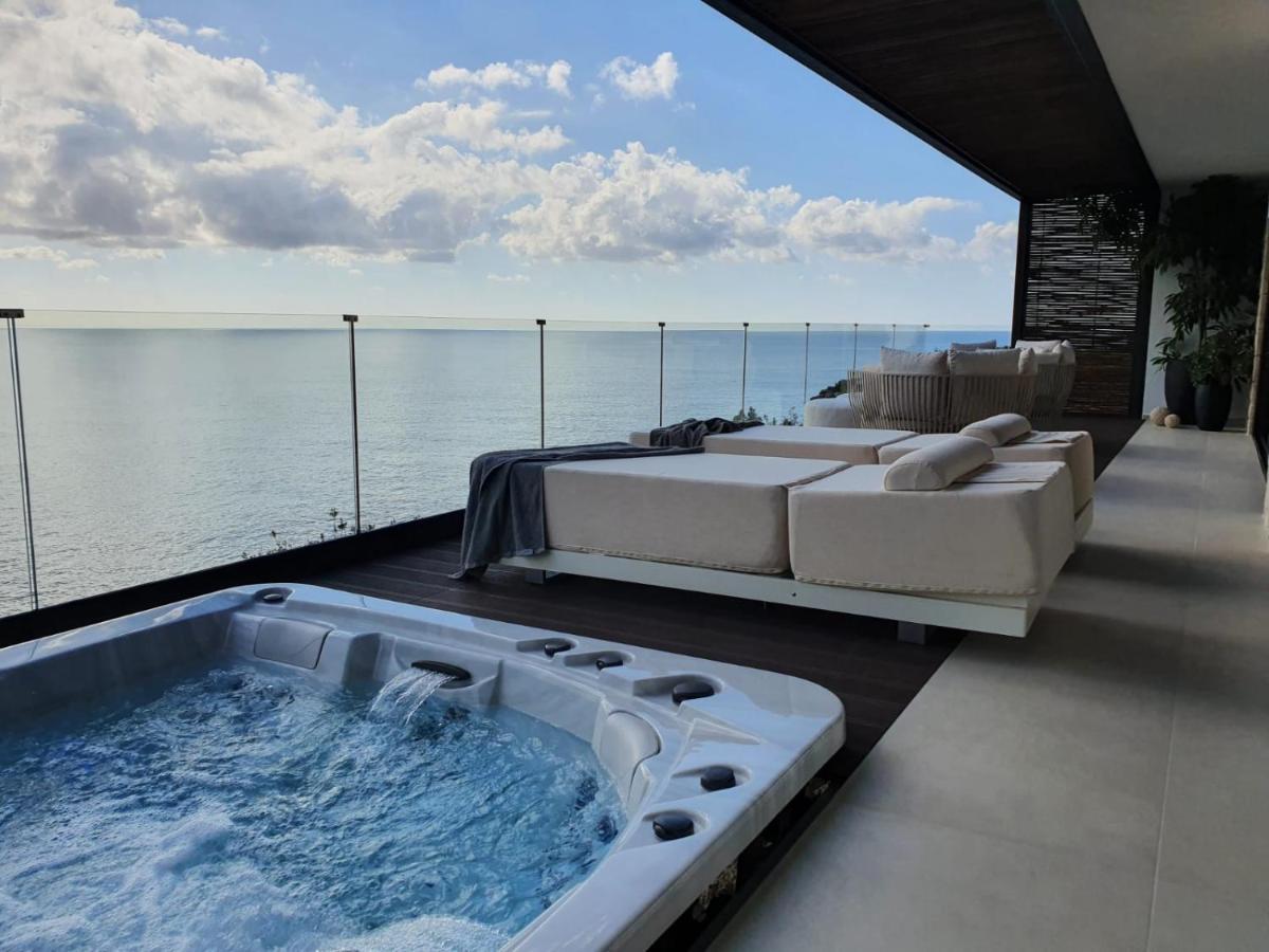 Mystique Luxury Suite Achlia Exteriör bild